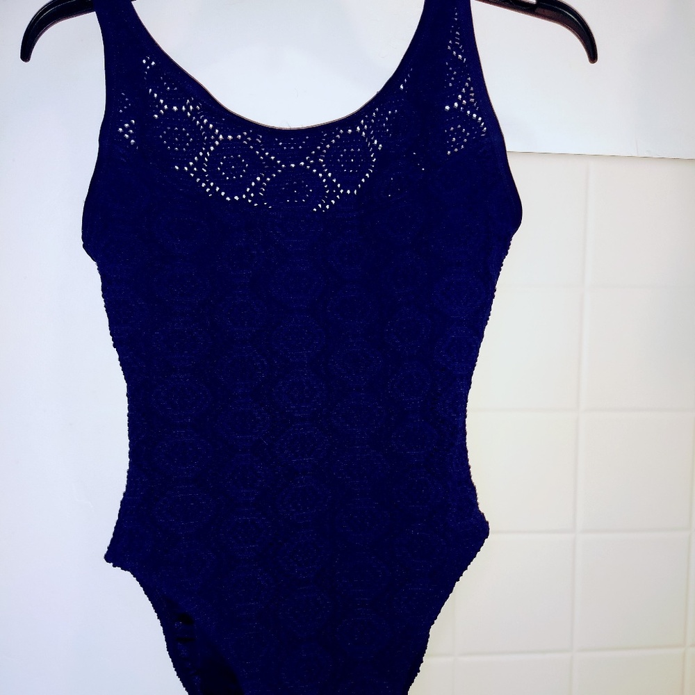 Jantzen Blue Lined Crochet One Piece Women’s Swimsuit size 12
